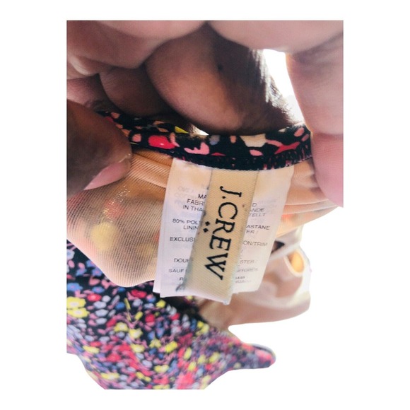 2072 J Crew Women's Sz Medium Black Floral One Piece Swim Bathing Suit - Picture 3 of 5